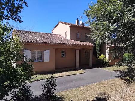 vente maison 5 pièces 127 m² à burlats (81100)  266 000 €