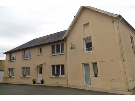 vente maison 8 pièces 195 m² à le horps (53640)  168 000 €