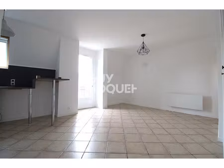vente appartement 1 pièce 24.61 m² à mandres-les-roses (94520)  114 500 €