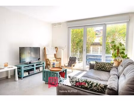 appartement saint jory 3 pièce(s) parkings sous-sol 64 m2