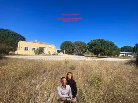 exclusivite istres - murs commerciaux libres avec logement + terrain constructible  625 m²