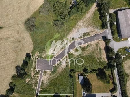 terrain de 377 m² - aubessagne
