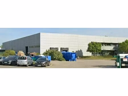 vente entrepôt / local d'activités monteux 3 830 m²