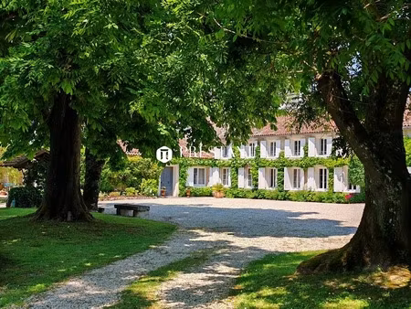 maison de maître de qualité à cognac grand champagne