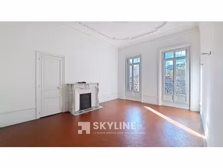 t6 carré d'or 13008 - immeuble bourgeois