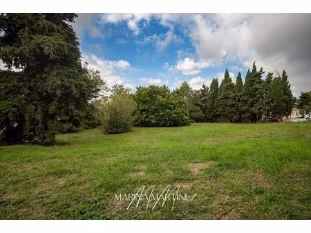 grand terrain arboré de plus 1 300 m² à proximité de castelnaudary