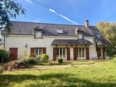 vente maison 7 pièces 198 m2 à la chartre-sur-le-loir
