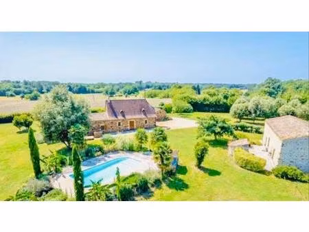 superbe propriété équestre en dordogne