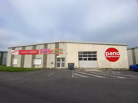 location local commercial