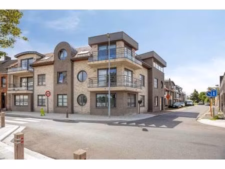 appartement te koop in zedelgem met 2 slaapkamers