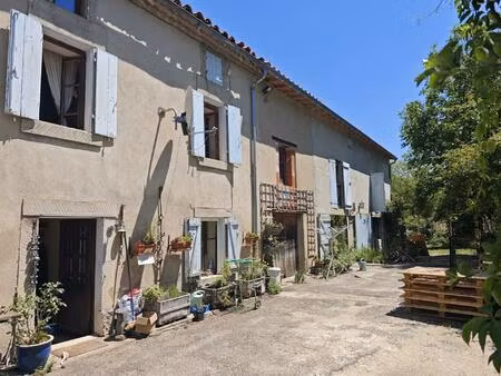 rivel - maison avec grange et 1.6 hectares de terrain