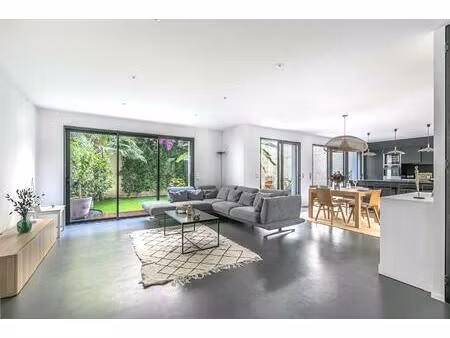 bordeaux chartrons - loft traversant dans ancienne église réhabilitée