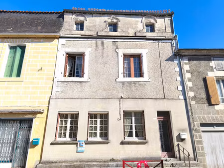 maison à vendre à la rochebeaucourt-et-argentine (24340) - dordogne