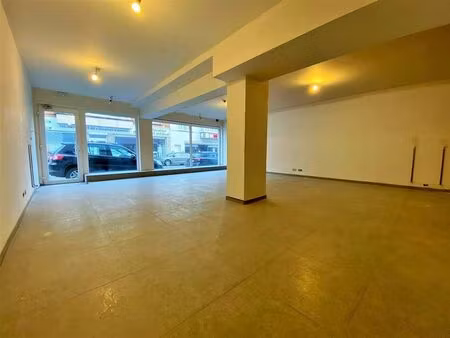 surface commerciale à louer de 71 m² à courcelles (vbd35870)