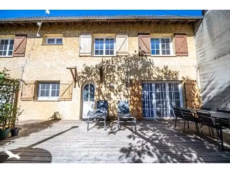 vente maison 4 pièces 138 m² lestiac-sur-garonne (33550)