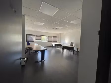 vente bureau ploeren 56880