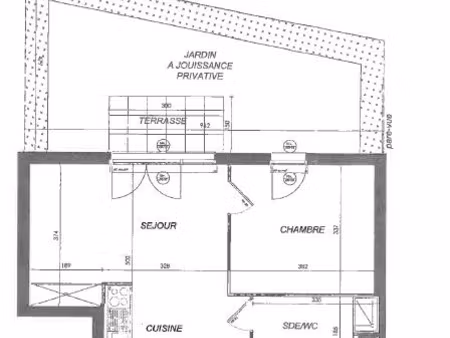 appartement de deux pieces avec terrasse et jardin dans une residence tres recente