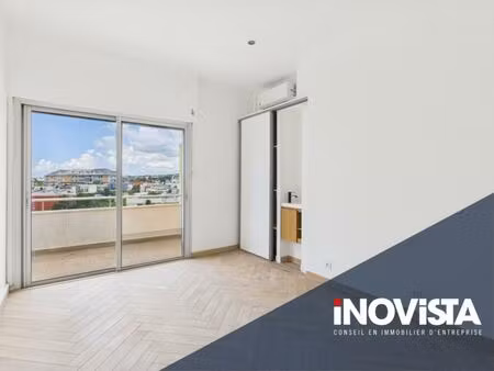 à louer - locaux professionnels de standing - secteur moufia