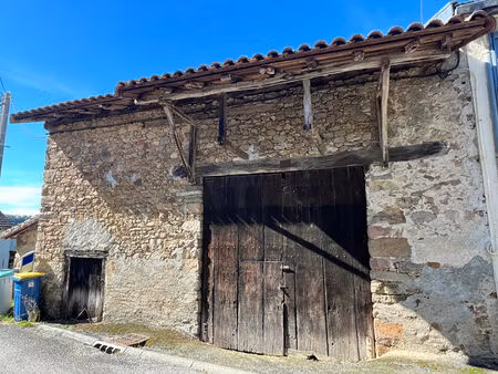 grange à rénover 78 m² - 5min centre condat