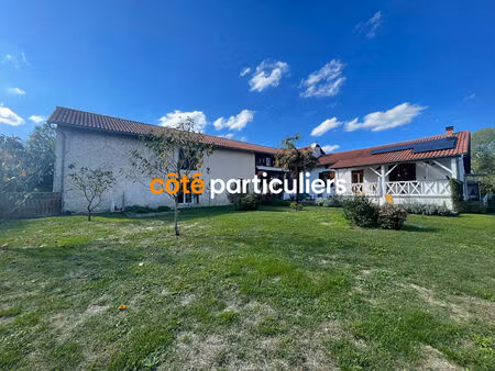 maison 8 pièce(s) 263 m2