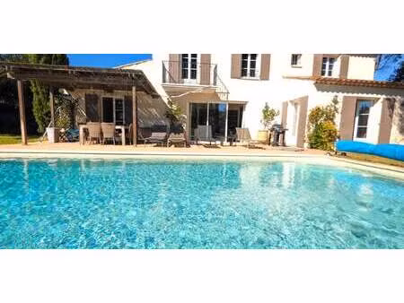 villa avec piscine grimaud (83)
