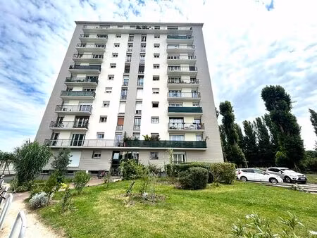 appartement 5 pieces - 87 m2 - proche centre ville