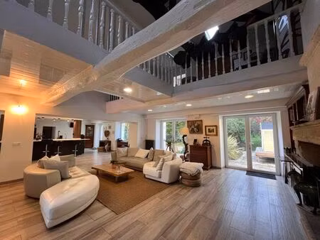 vente maison 6 pièces 234 m² camarsac (33750)