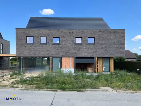 huis te koop in denderleeuw met 4 slaapkamers