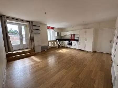 vente appartement 3 pièces à cugand (85610) : à vendre 3 pièces / 68m² cugand