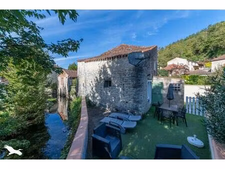 vente maison 9 pièces 265 m² saint-vincent-rive-d'olt (46140)