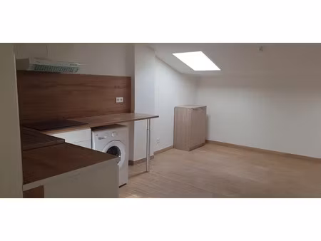 location appartement 2 pièces 51.8 m² à flassans-sur-issole (83340)  618 €