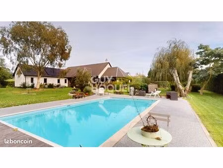 maison 6 pièces 217 m²