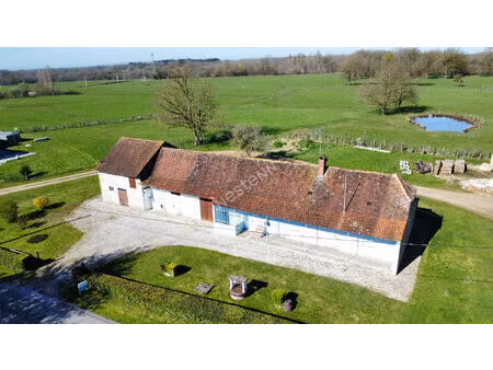 ferme de caractère- 3 chambres - dépendances 115 m² - terrain 1500 m² - proche louhans