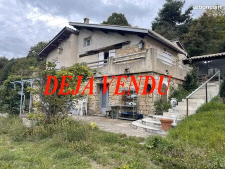 maison 4 pièces 145 m²