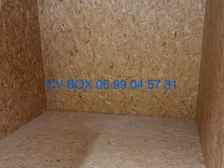 espaces de self stockage / box / garde-meuble