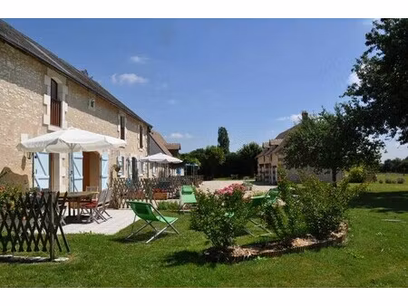 château à vendre à murs