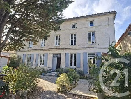 maison à vendre - 5 pièces - 207 m2 - fouquebrune - 16 - poitou-charentes
