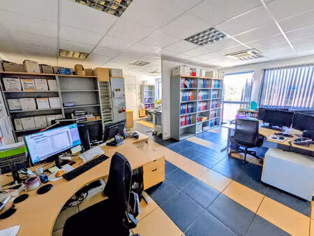 vente bureau 176 m² six-fours-les-plages (83140)