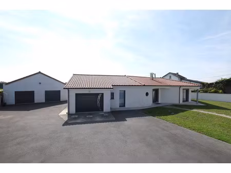 maringues maison 151 m2 avec 3 garages