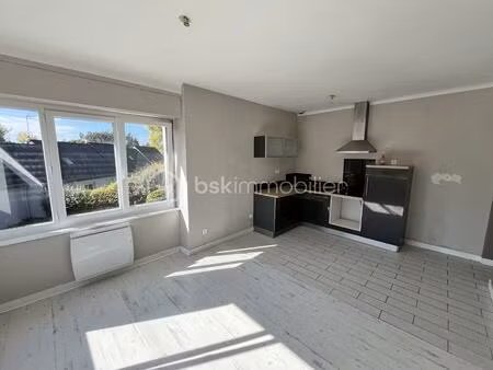 immeuble mixte de 90 10 m² à scaer