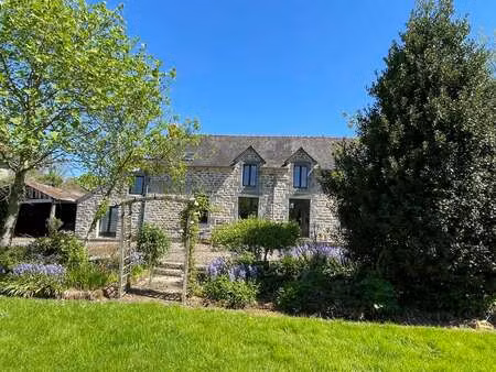 vente maison à saint-vran (22230) : à vendre / 164m² saint-vran