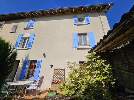 maison de village 8 pièces