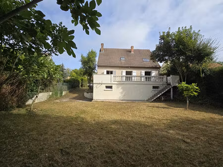 maison familiale de plus de 150m² à bellefontaine