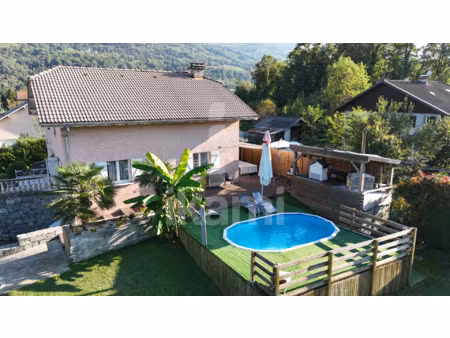 maison de standing à gilly-sur-isère piscine  terrasse et
