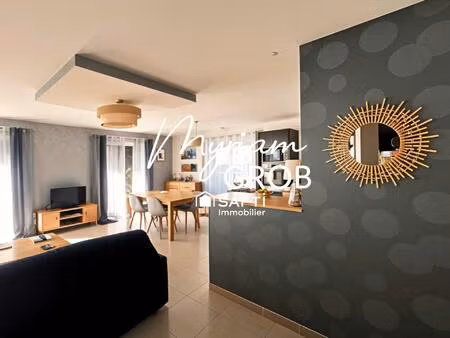 maison contemporaine avec 4 chambres de plain-pied