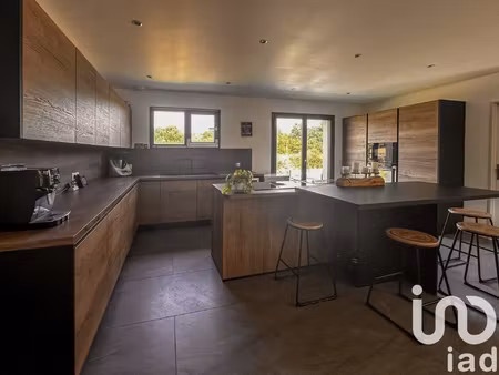 vente maison traditionnelle 7 pièces