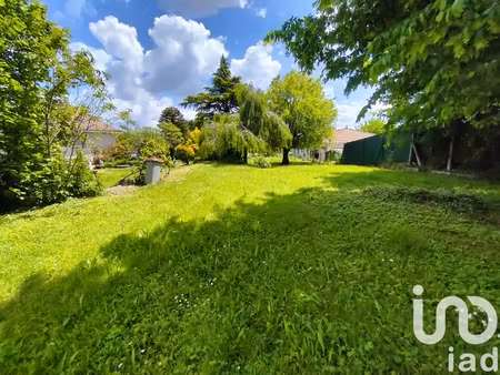 vente terrain à bâtir 1 222 m²