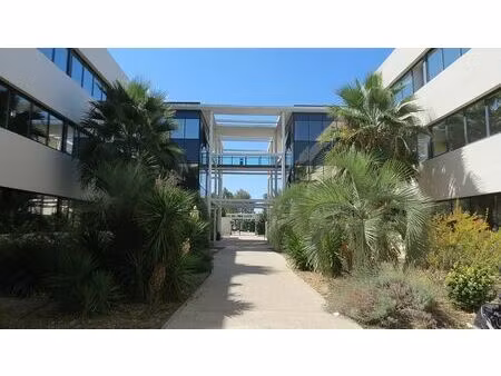 location bureau perols 1 093 m²