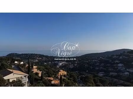 villa de 220m² t7 vue mer panoramique terrain de 1160m² à vendre à cavalaire sur mer