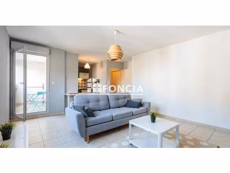 exclusivite foncia – t2 avec balcon et parking – avignon